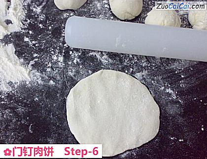 门钉肉饼做法第六步骤