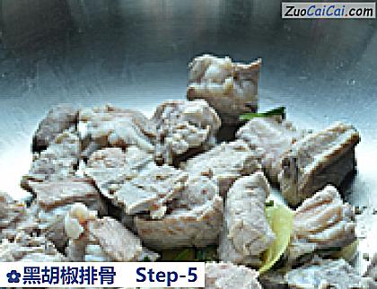 黑胡椒排骨做法第五步骤