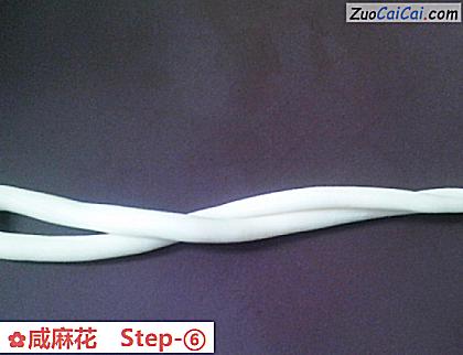 咸麻花做法第六步骤