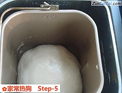 家常热狗做法第五步骤