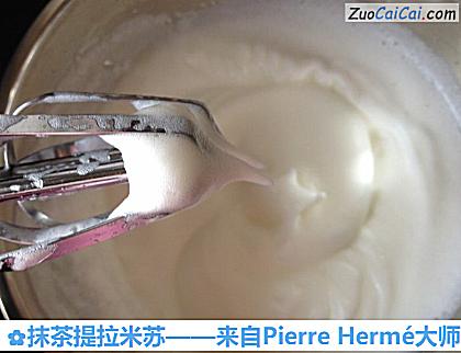 抹茶提拉米苏做法第五步骤