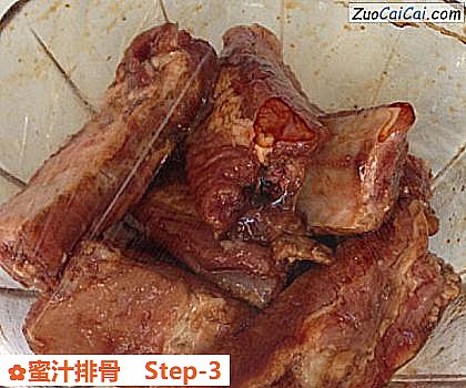 蜜汁排骨做法第三步骤