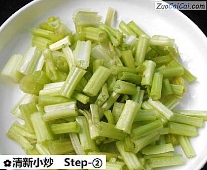 清新小炒做法第二步骤