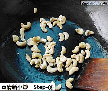清新小炒做法第五步骤