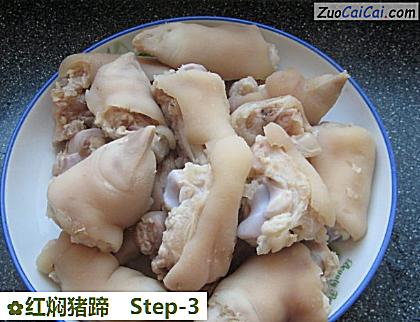 红焖猪蹄做法第三步骤