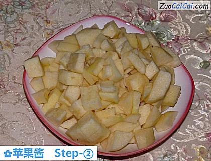 苹果酱做法第二步骤