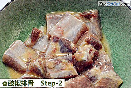 豉椒排骨做法第二步骤