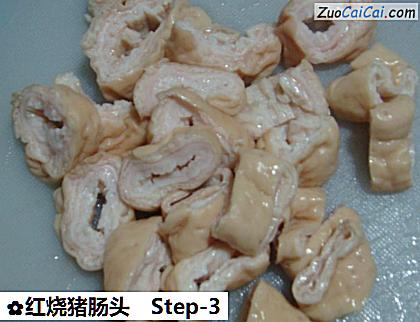 红烧猪肠头做法第三步骤