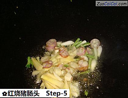 红烧猪肠头做法第五步骤