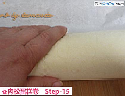 肉松蛋糕卷成品图1