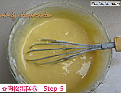 肉松蛋糕卷做法第五步骤