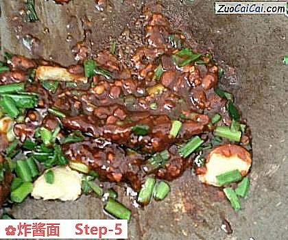炸酱面做法第五步骤
