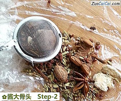 酱大骨头做法第二步骤