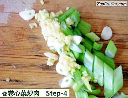 卷心菜炒肉做法第四步骤