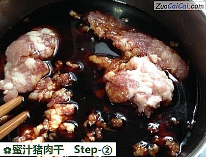 蜜汁猪肉干做法第二步骤