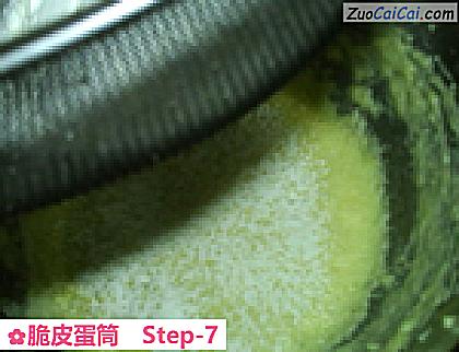 脆皮蛋筒做法第七步骤