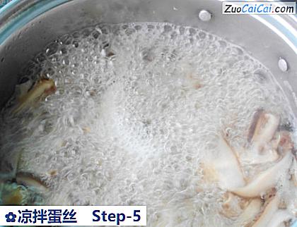 凉拌蛋丝做法第五步骤