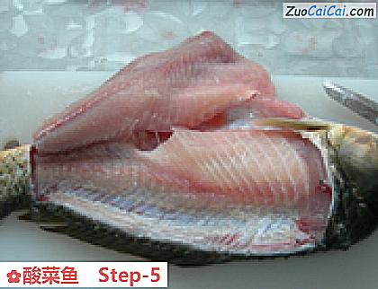 酸菜鱼做法第五步骤