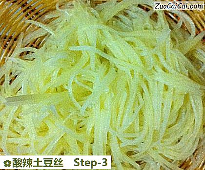 酸辣土豆丝做法第三步骤