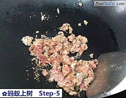 蚂蚁上树做法第五步骤