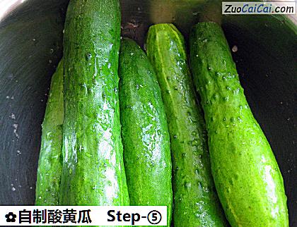 自制酸黄瓜做法第五步骤