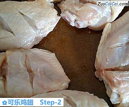 可乐鸡翅做法第二步骤