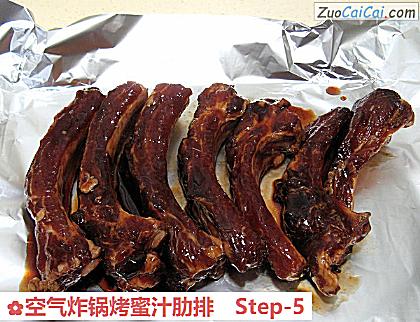 空气炸锅烤蜜汁肋排做法第五步骤