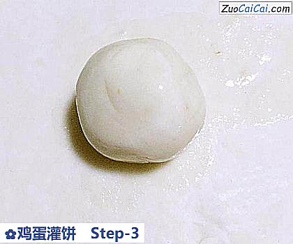 鸡蛋灌饼做法第三步骤