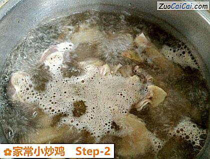 家常小炒鸡做法第二步骤