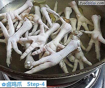 卤鸡爪做法第四步骤