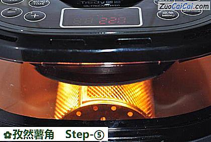 孜然薯角做法第五步骤