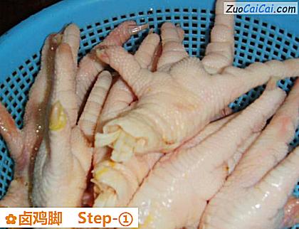 卤鸡脚做法第一步骤