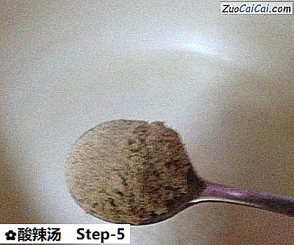 酸辣汤做法第五步骤