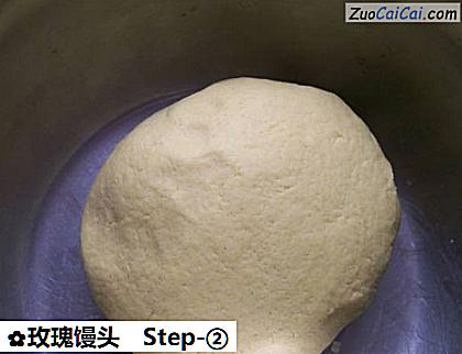 玫瑰馒头做法第二步骤