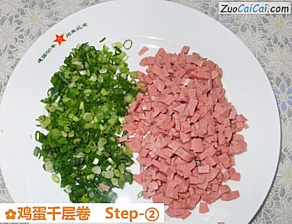 鸡蛋千层卷做法第二步骤