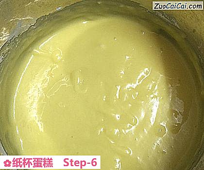 纸杯蛋糕做法第六步骤