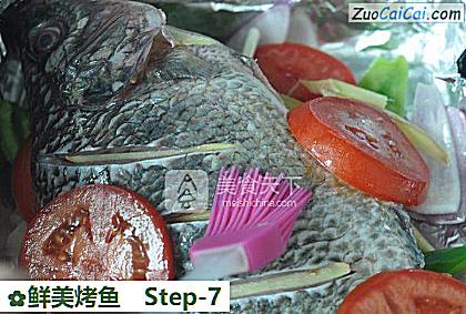 鲜美烤鱼做法第七步骤