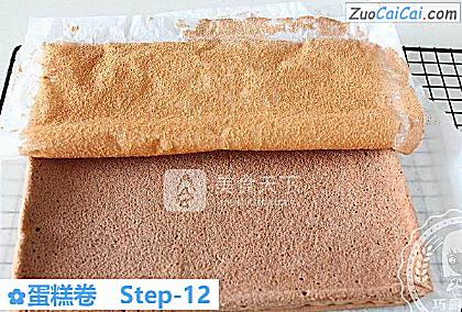 蛋糕卷做法第十二步骤