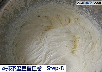 抹茶蜜豆蛋糕卷做法第八步骤