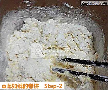 薄如纸的卷饼做法第二步骤