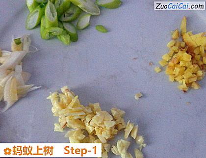 蚂蚁上树做法第一步骤