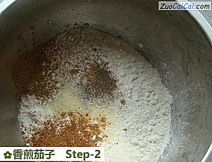 香煎茄子做法第二步骤