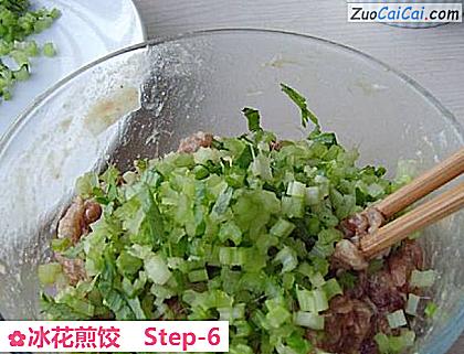 冰花煎饺做法第六步骤