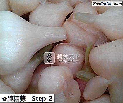 腌糖蒜做法第二步骤