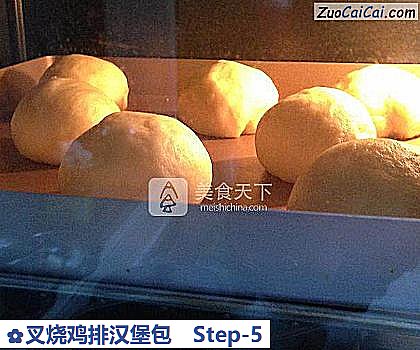 叉烧鸡排汉堡包做法第五步骤