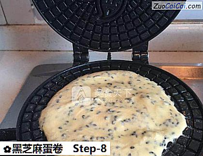 黑芝麻蛋卷做法第八步骤