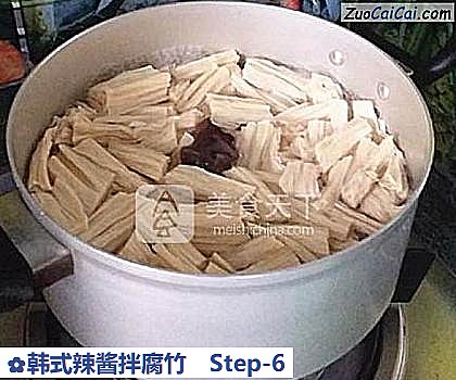 韩式辣酱拌腐竹做法第六步骤