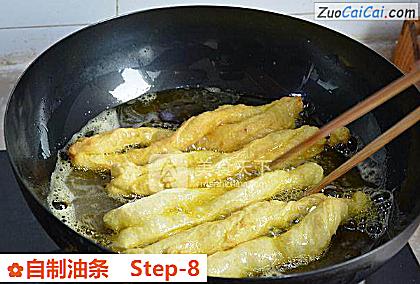 自制油条做法第八步骤