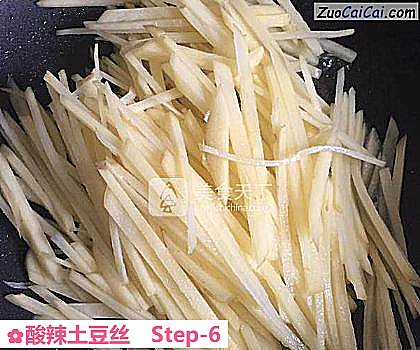 酸辣土豆丝做法第六步骤