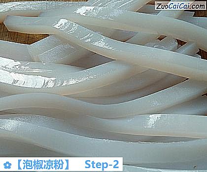 泡椒凉粉做法第二步骤